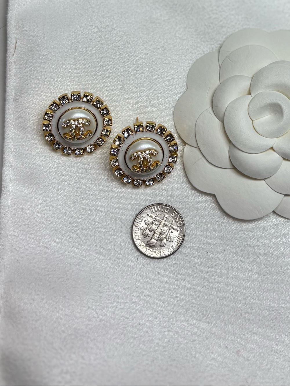 Camellia & Gold Crystal Button Earrings Set